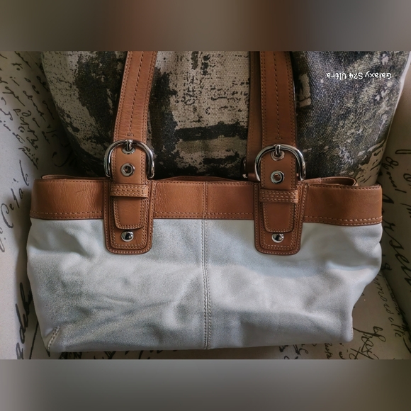 Coach Business Soho Pleated Leather Large Tote Handbag - Picture 2 of 6